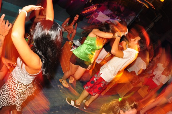 Night Beach Party @ Edde Sands
